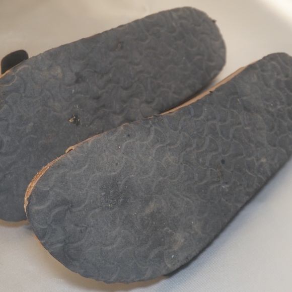 Sandles - Picture 4 of 4